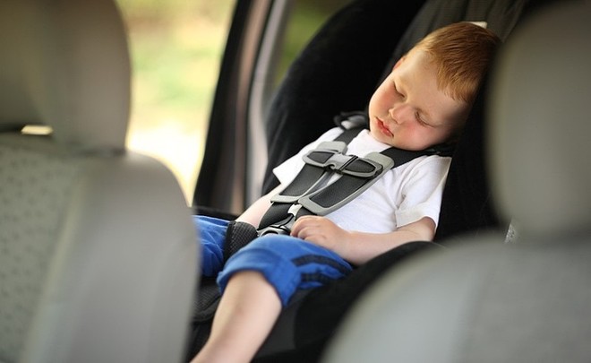 Двенадцать горячих вопросов по детским автокреслам. Пдд детское кресло