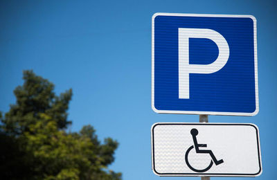 Знак парковка для инвалидов в 2020 году