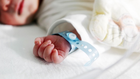 Прописка новорожденного ребенка: сроки, порядок действий, пакет документов, штрафы
