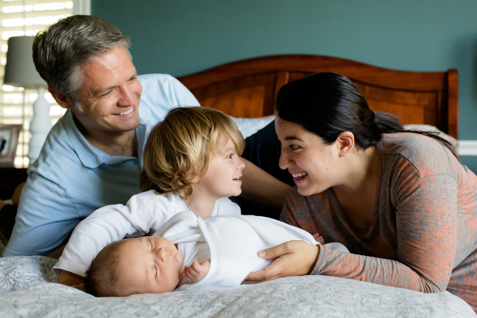 Как получить статус малоимущей семьи в 2020 году: документы и процедура оформления » Школа счастливого материнства
