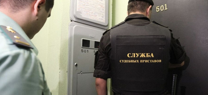Как бороться и вести себя с судебными приставами если ты являешься должником: как разговаривать и чего боятся приставы