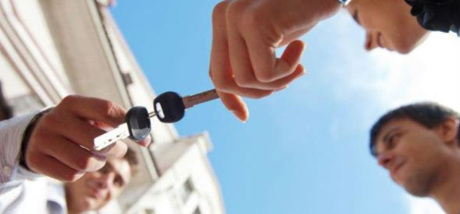 Купила квартиру с прописанными людьми