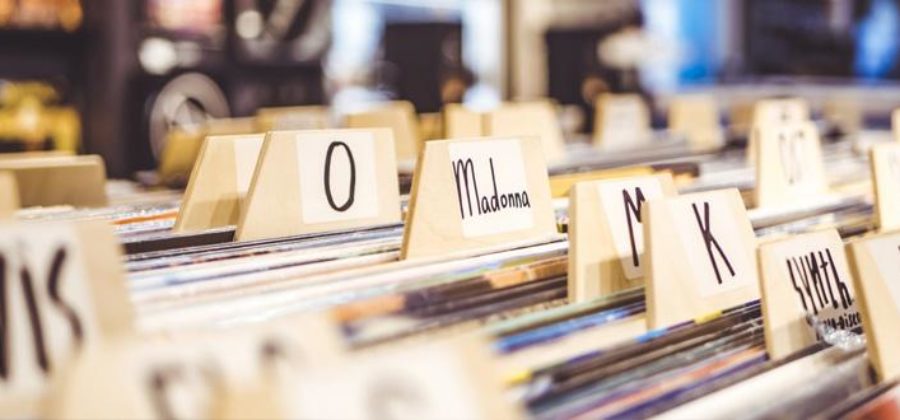 Смена фамилии и отчества несовершеннолетнего ребенка